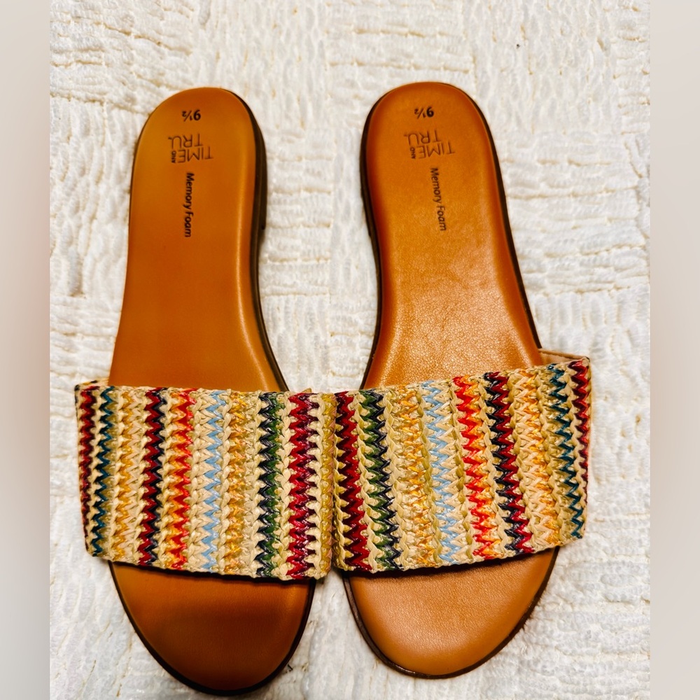 Time and Tru Tan Footbed Slide Sandals with Multicolor Woven Strap. Huge Sale
